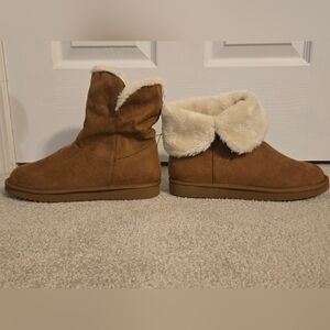 NEW Old Navy Women's Faux Suede Sherpa Cozy Winter Boots Size 8
